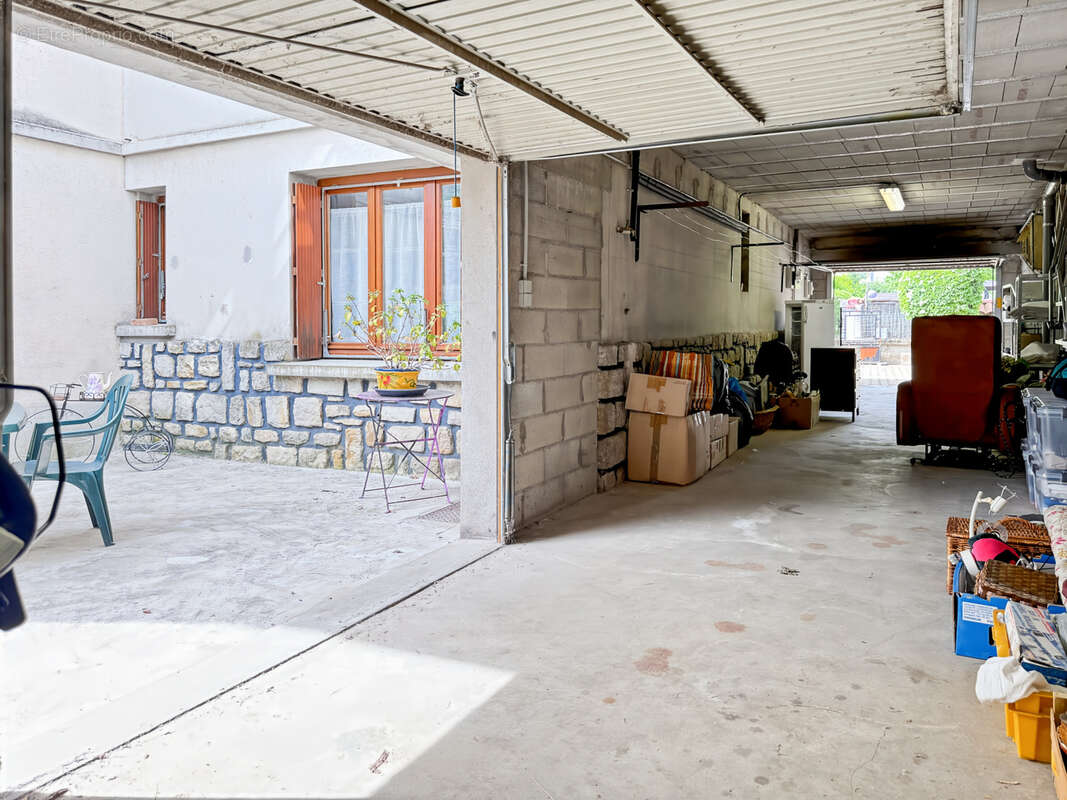 Maison à LABEGUDE