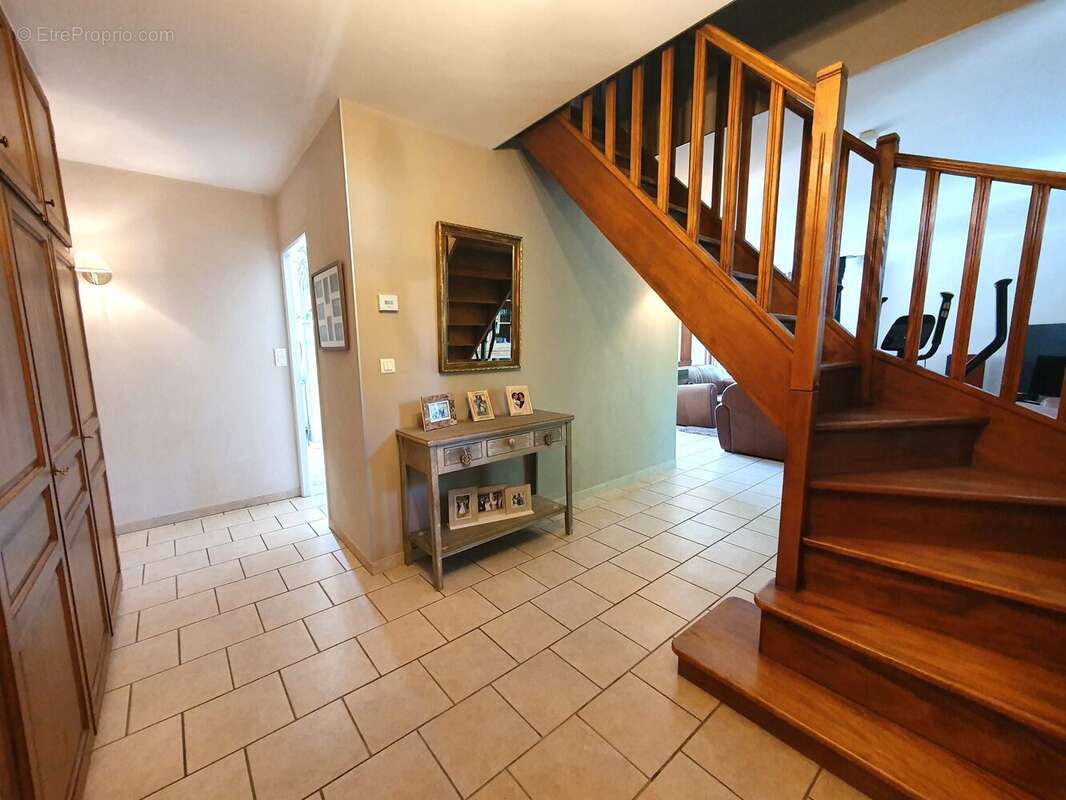 Maison 150 m² à Vasselay  - photo 21