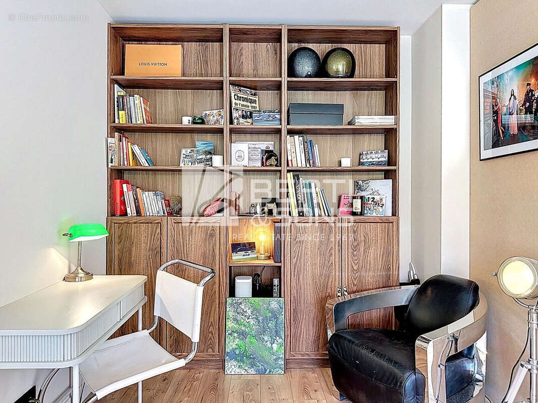 Appartement à LE CANNET