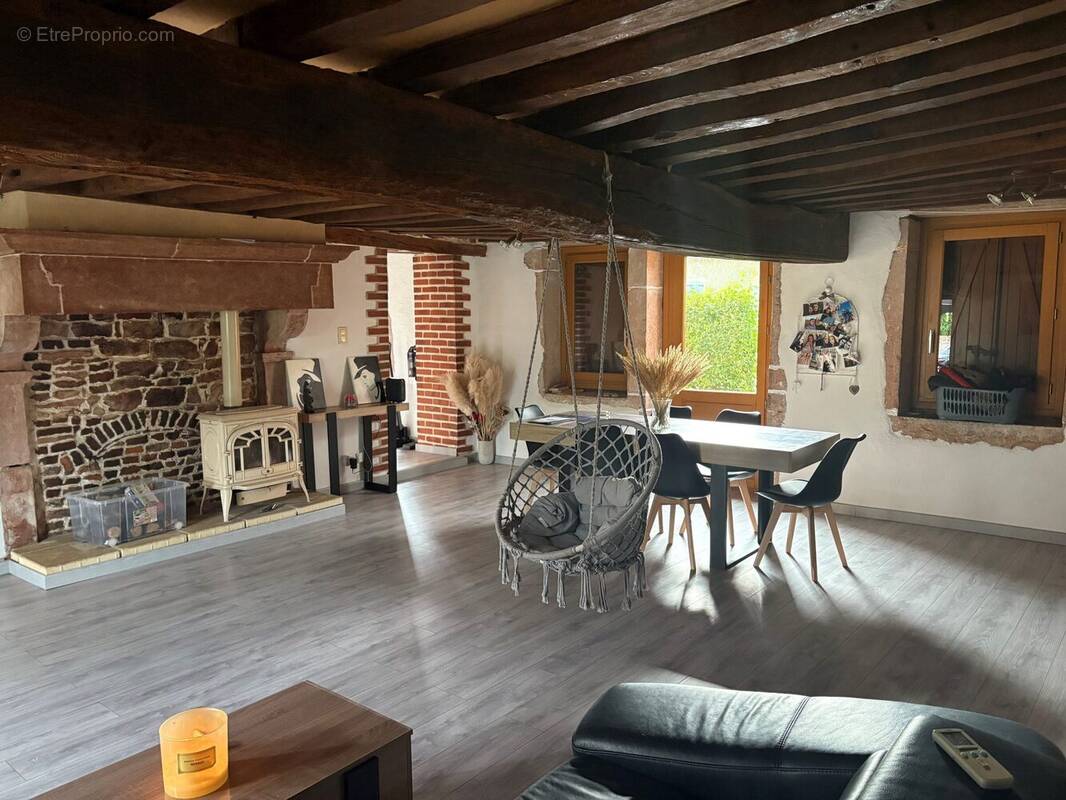Maison à CUISERY