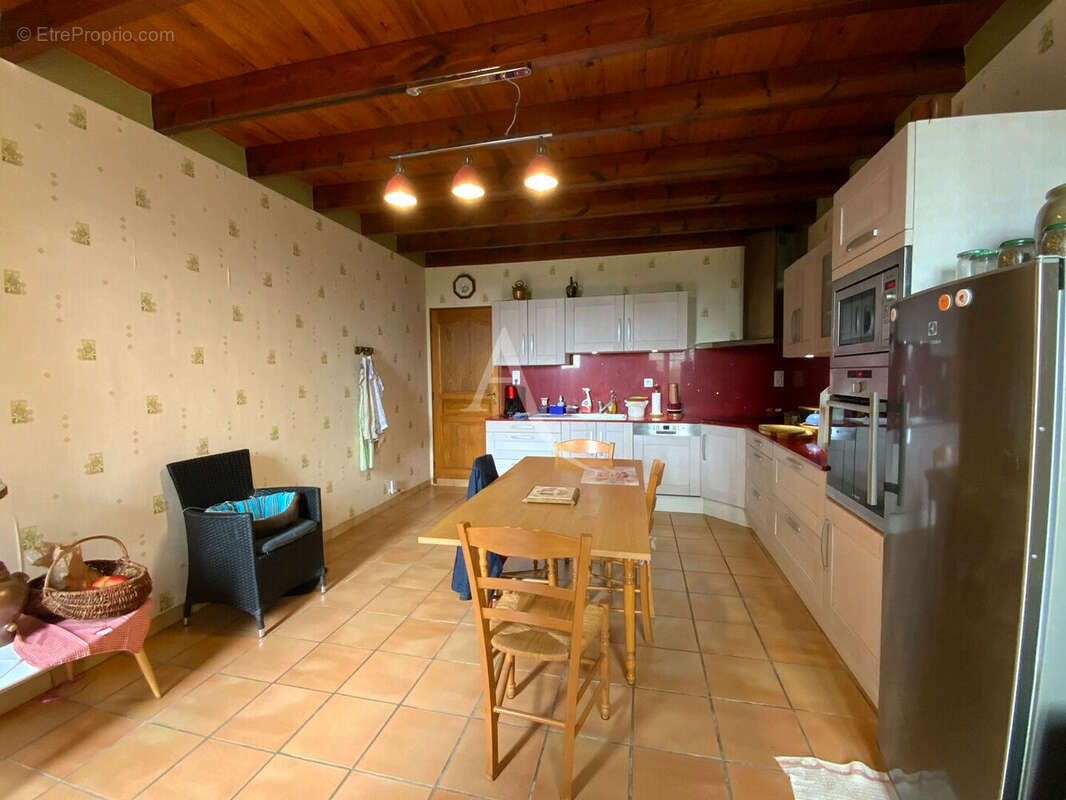 Maison à MIRAMBEAU