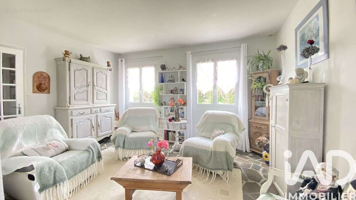 Photo 3 - Maison à PLOUIGNEAU