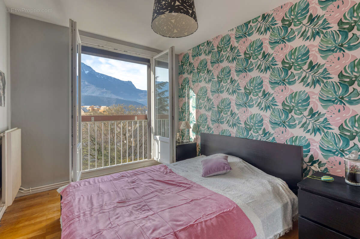 Appartement à ECHIROLLES