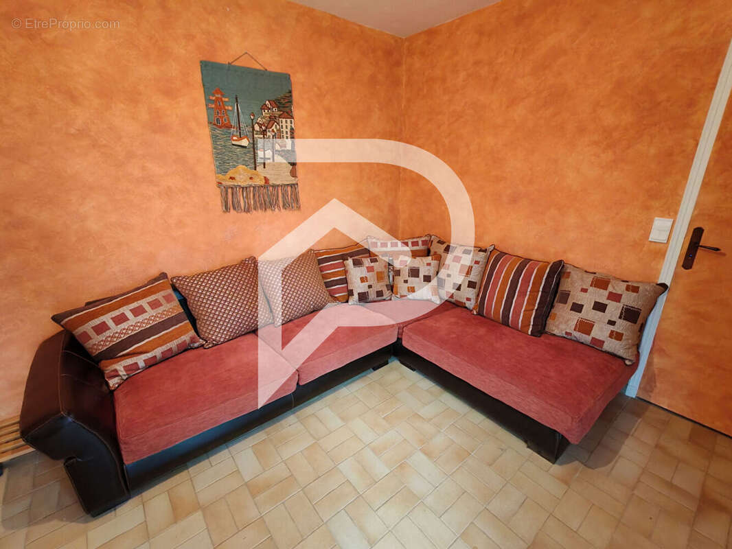 Maison à VINON-SUR-VERDON