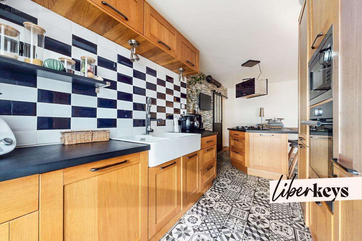 Appartement à LYON-9E