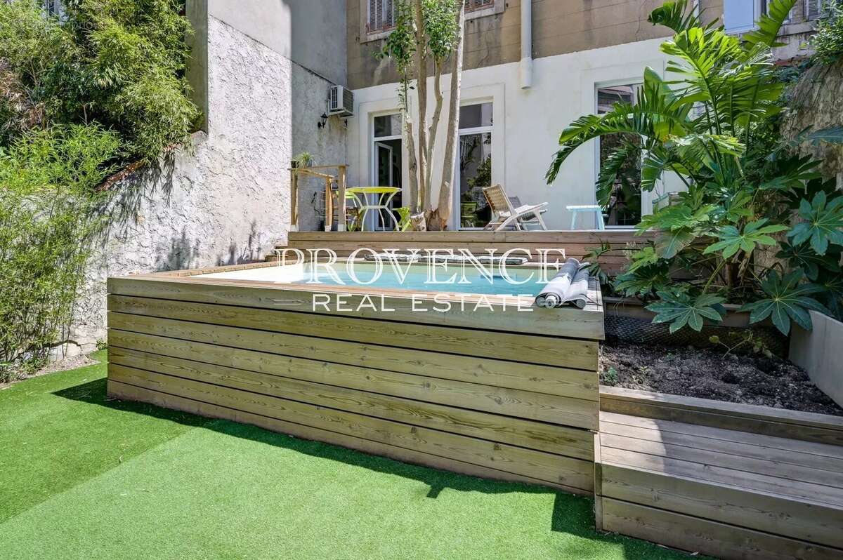 Appartement à MARSEILLE-5E