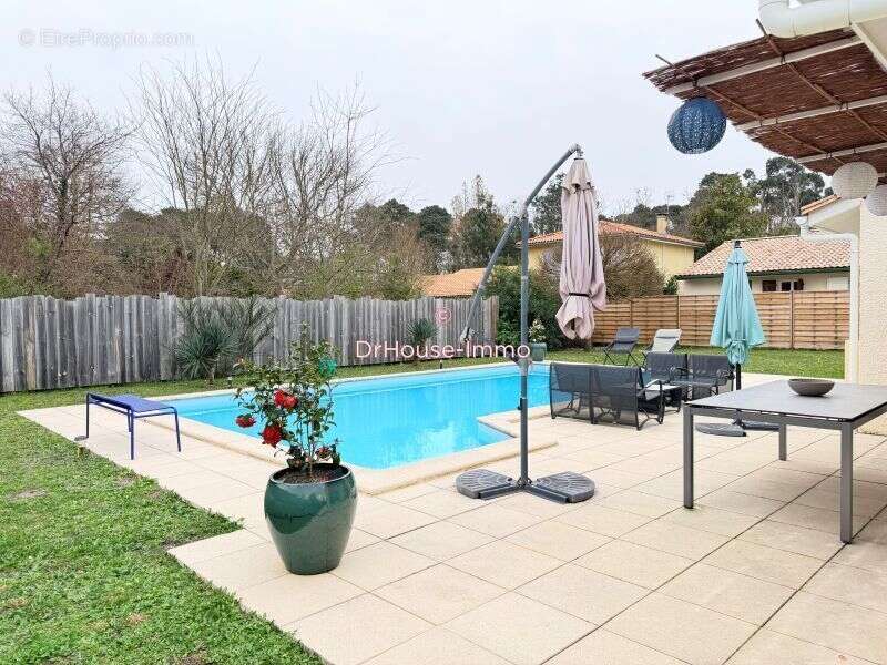Maison 131 m² à Le Haillan  - photo 49