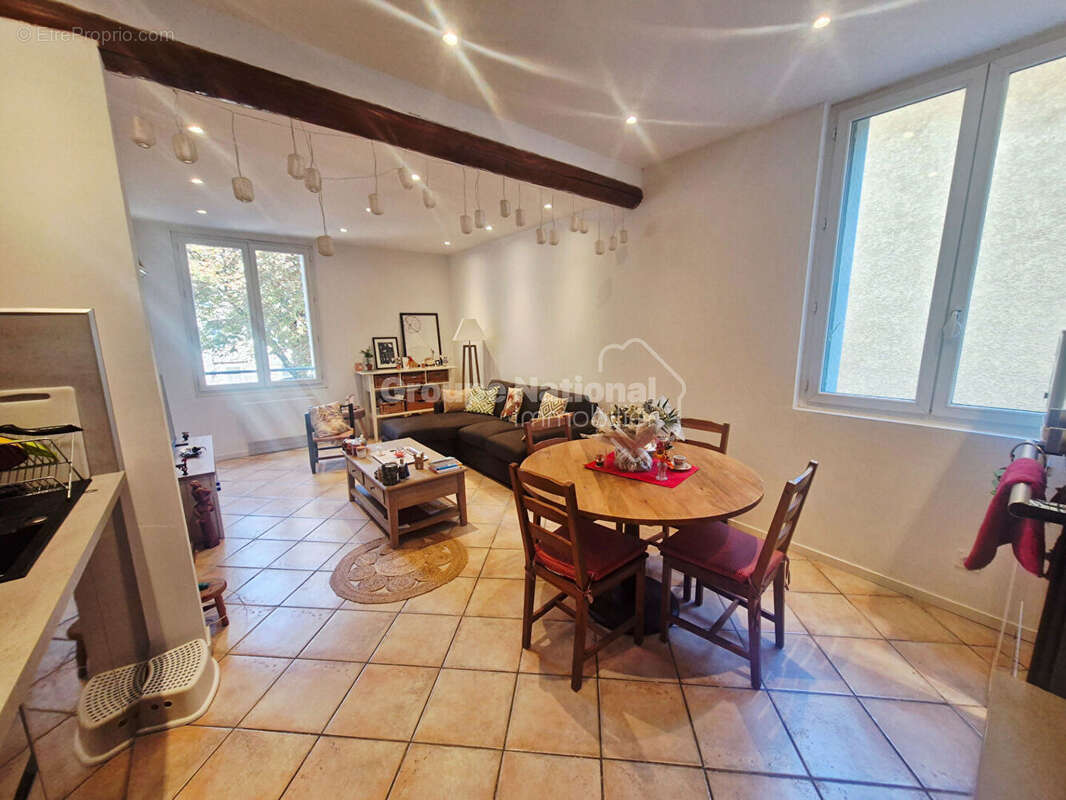 Appartement à L&#039;ISLE-SUR-LA-SORGUE