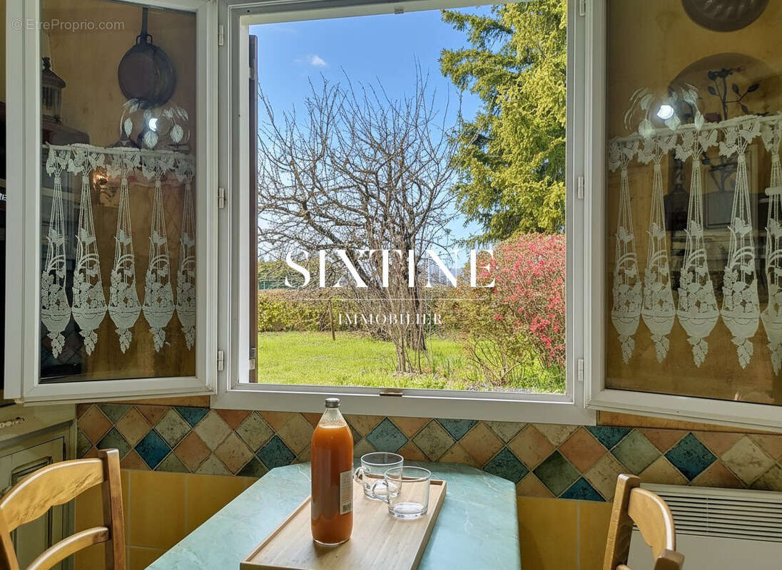 Maison à REVENTIN-VAUGRIS