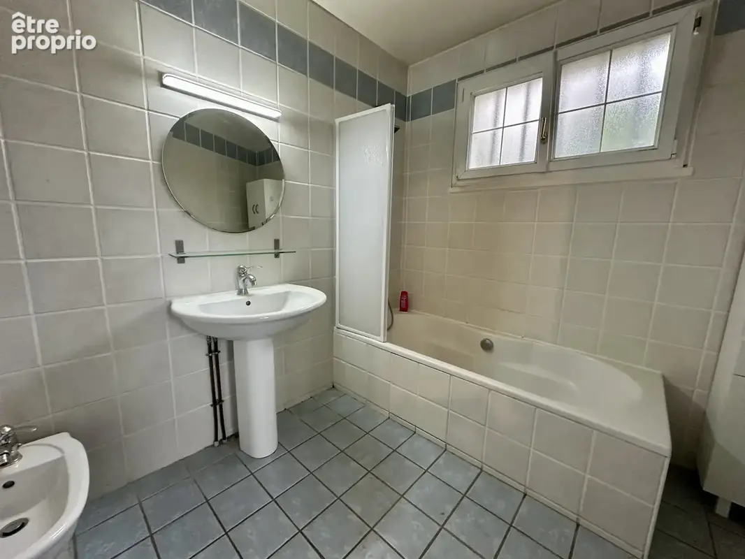 Maison individuelle avec appartement F2 indépendant - photo 6
