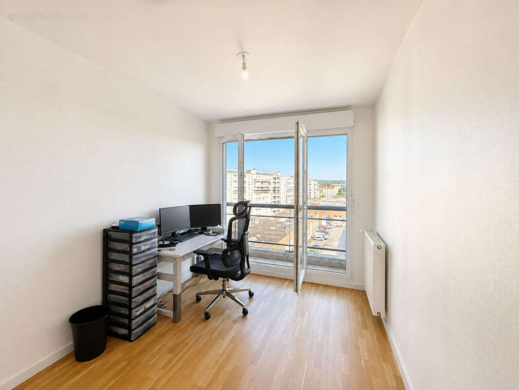 Villeurbanne Gratte-Ciel ? T3 60,10 m² ? Dernier étage avec balcons et garage - photo 9