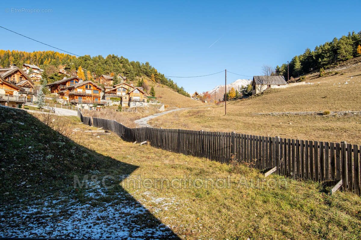 Appartement à SAINT-ETIENNE-DE-TINEE