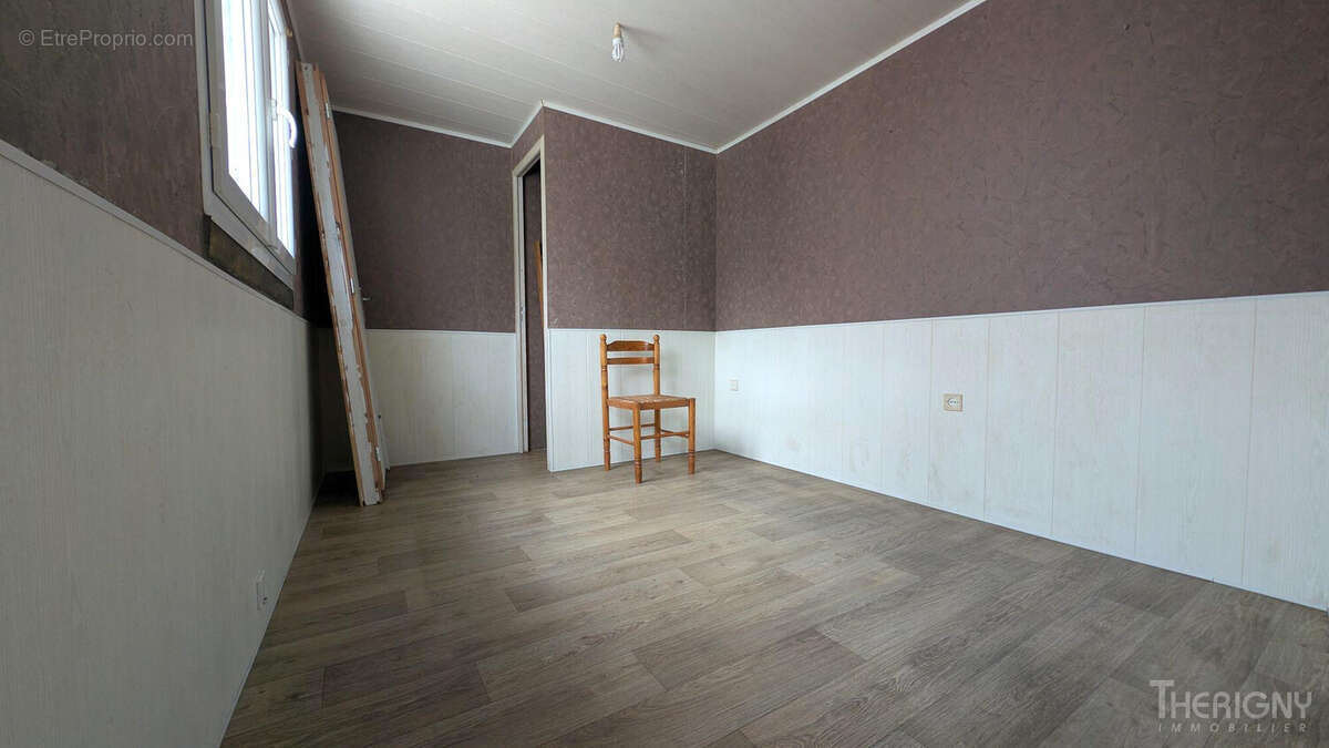 Maison à FRANLEU
