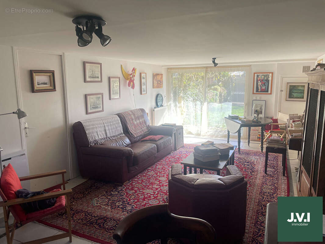 Maison à MONTMORENCY