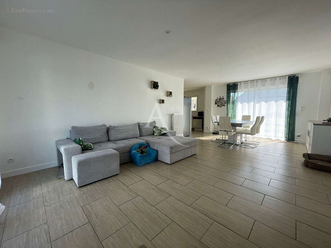 Maison à FAVEROLLES-SUR-CHER