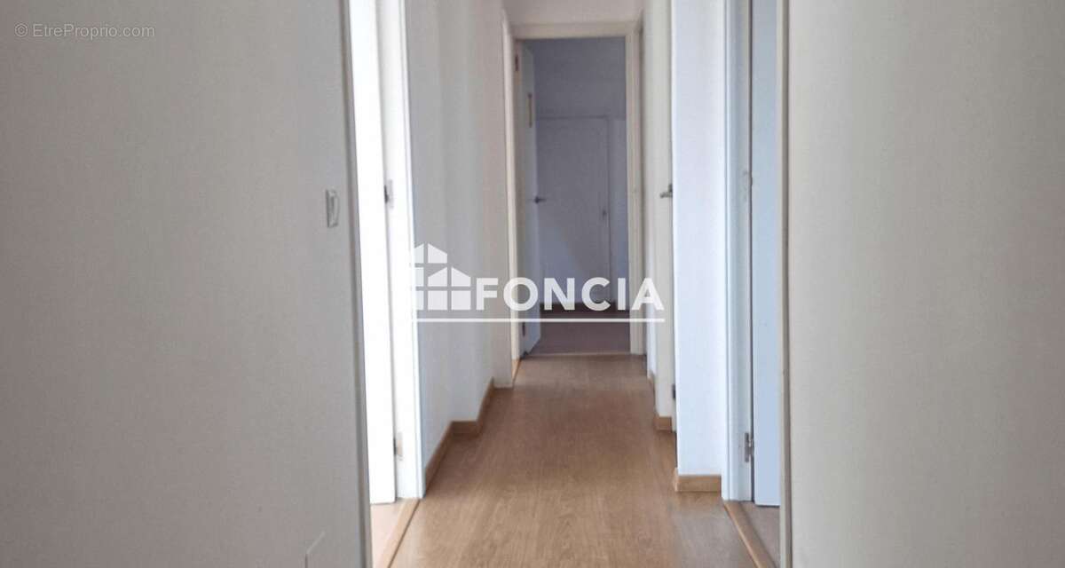 Maison à PREVESSIN-MOENS