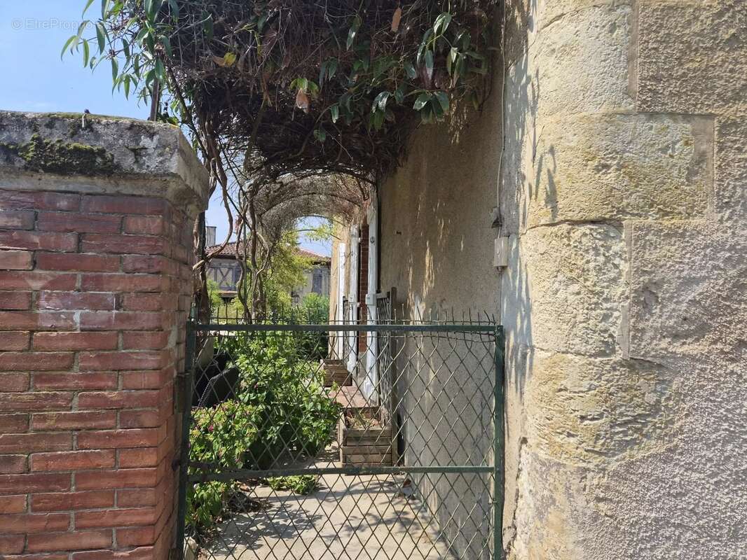 Maison de charme en pierre aux Portes d’Auch - photo 2