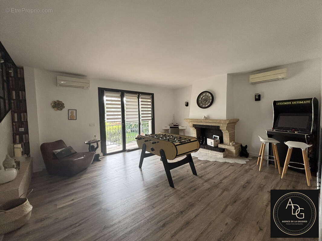 Maison à LE VAL-SAINT-GERMAIN