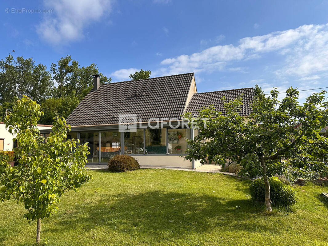 Maison à AUCHY-LES-HESDIN