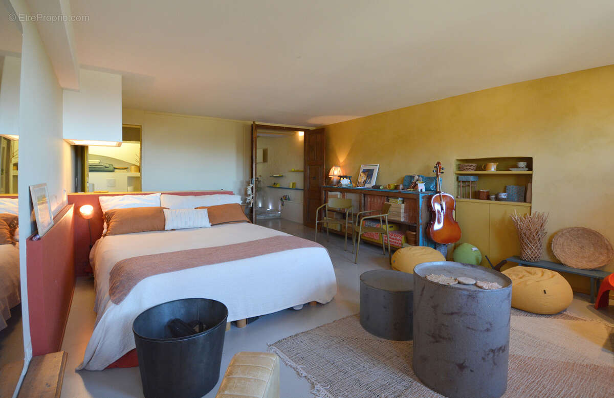 Maison à CRILLON-LE-BRAVE