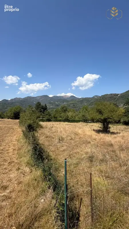 Rare : terrain constructible de 1500 m2 / sospel - photo 2