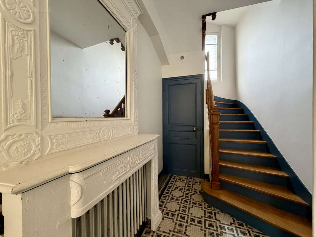 Appartement à FONTENAY-SOUS-BOIS