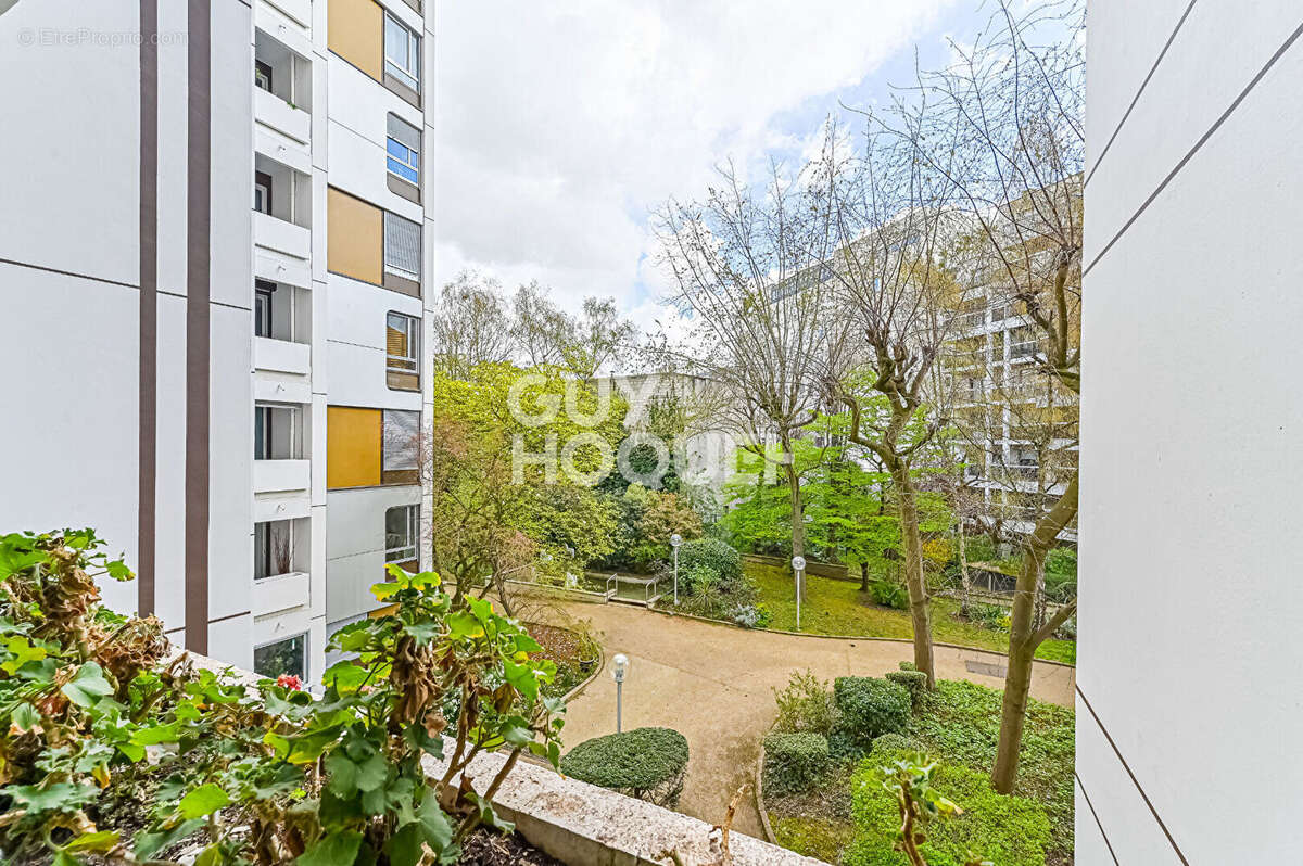 Appartement Familial - 3/4 chambres - Deux balcons - CALME - Bois de Vincennes - photo 9