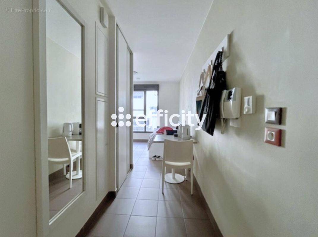 Appartement 2 pièces 35 m² · à Paris-3e · 35 m² · 360 000 €