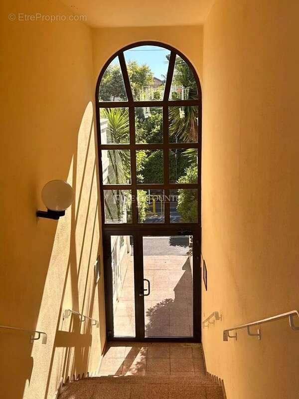 Vente Appartement 4 pièces avec terrasse - photo 21