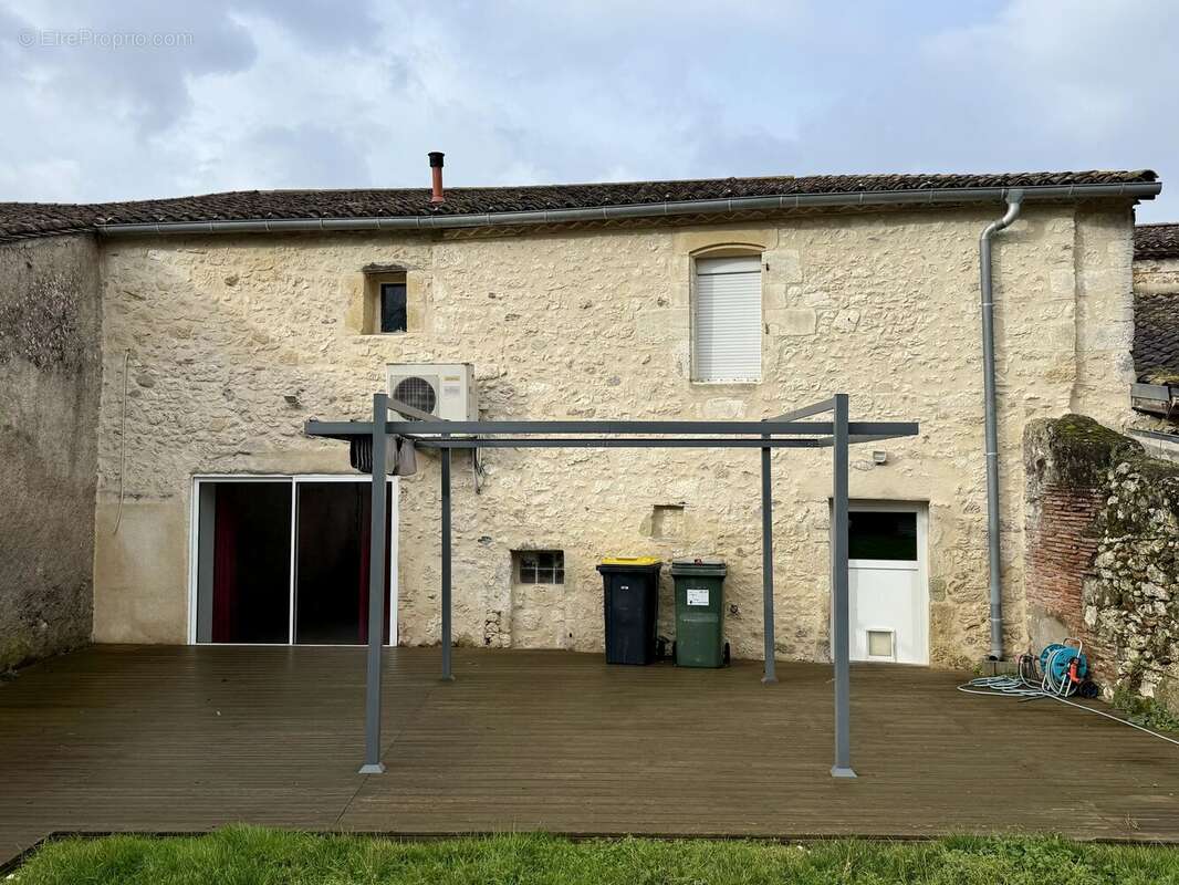 Maison à EYNESSE
