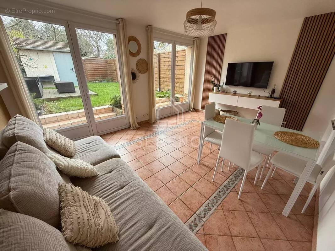 Maison à FONTENAY-SOUS-BOIS