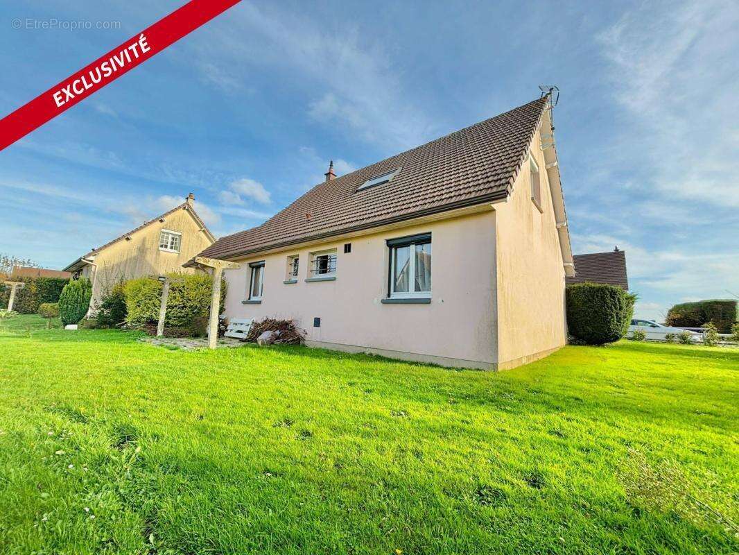 Maison à HAUTOT-SUR-MER