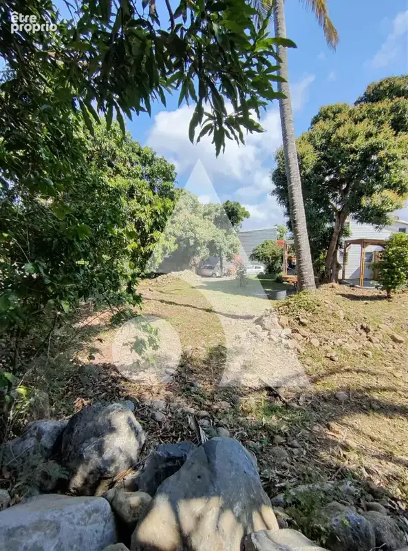 A saisir, 830 m2 à La Rivière St Louis - photo 6