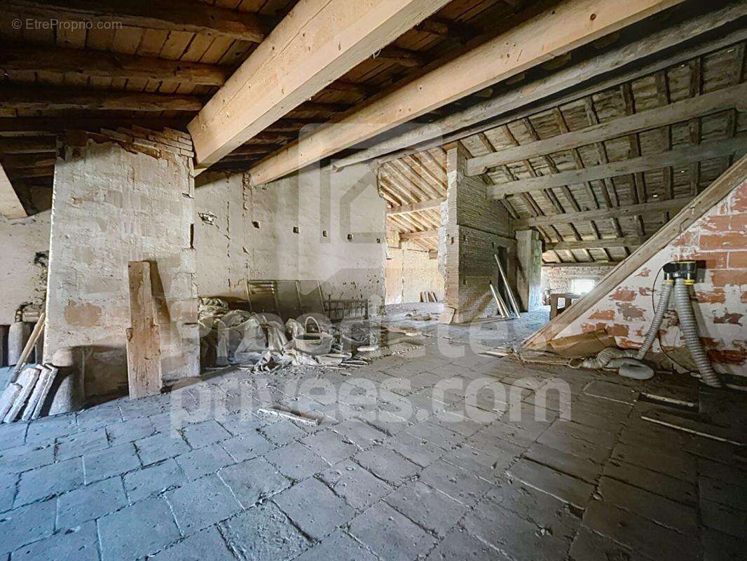 Appartement à BOULOC