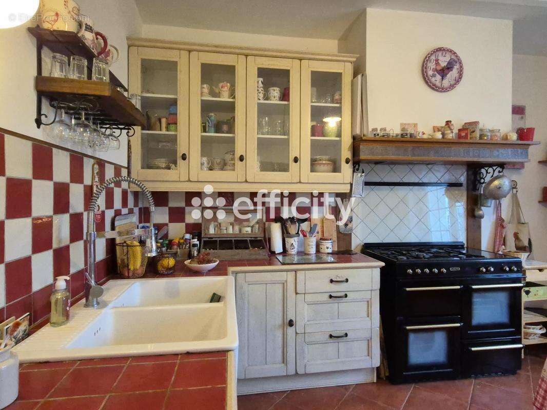 Maison à REIGNAC-SUR-INDRE