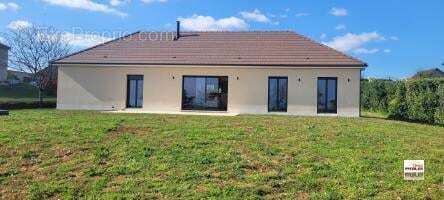 Maison à SAINT-ROBERT