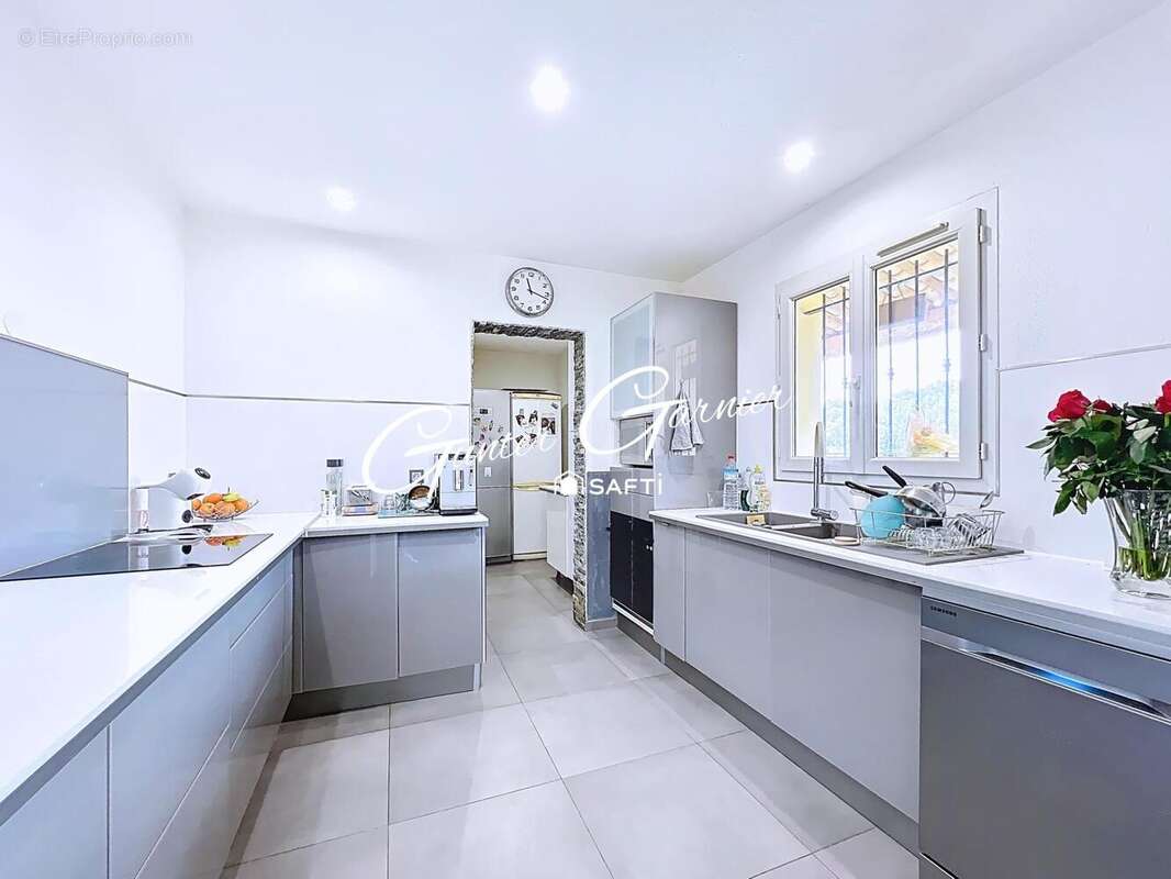 Photo 3 - Maison à LE LUC