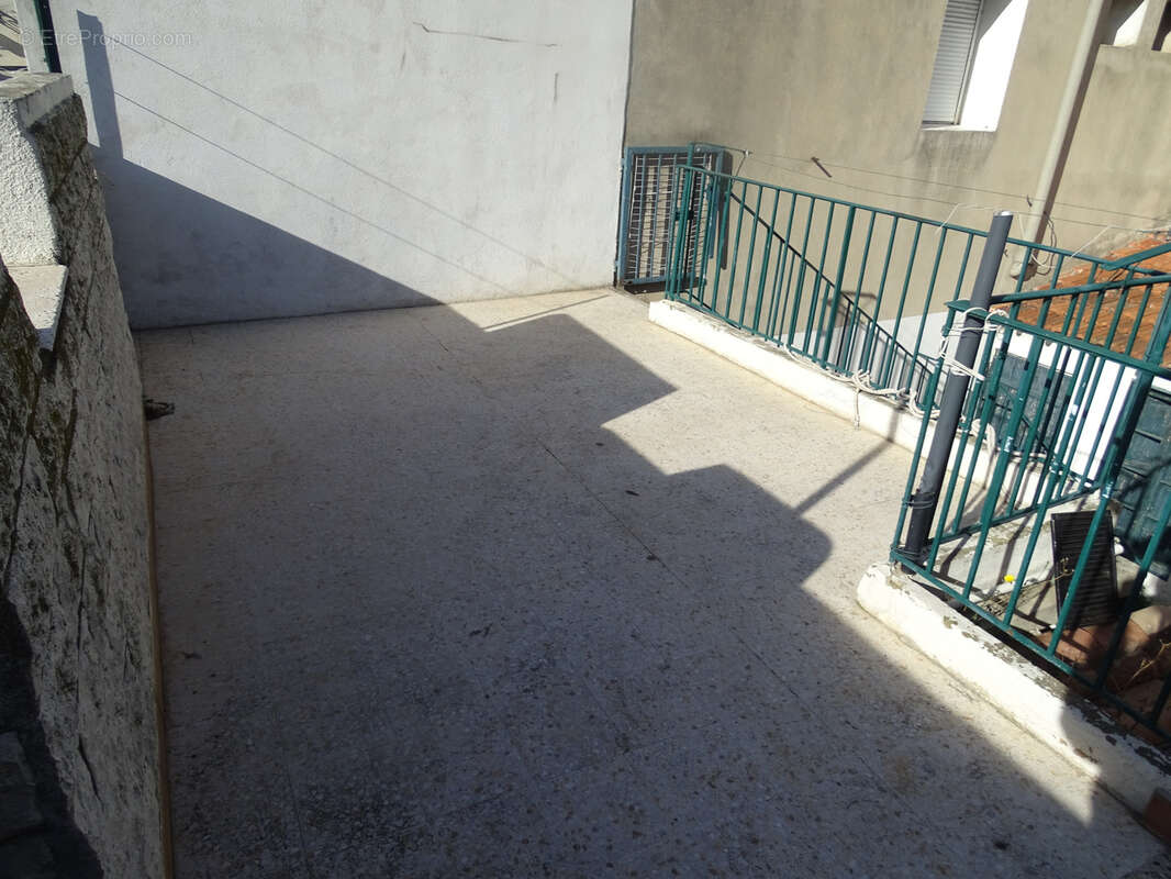 Appartement à MARSEILLE-15E