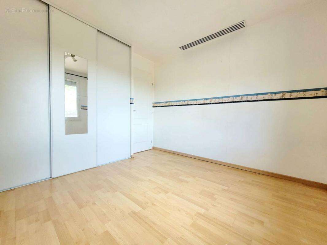 Maison à MARQUEFAVE