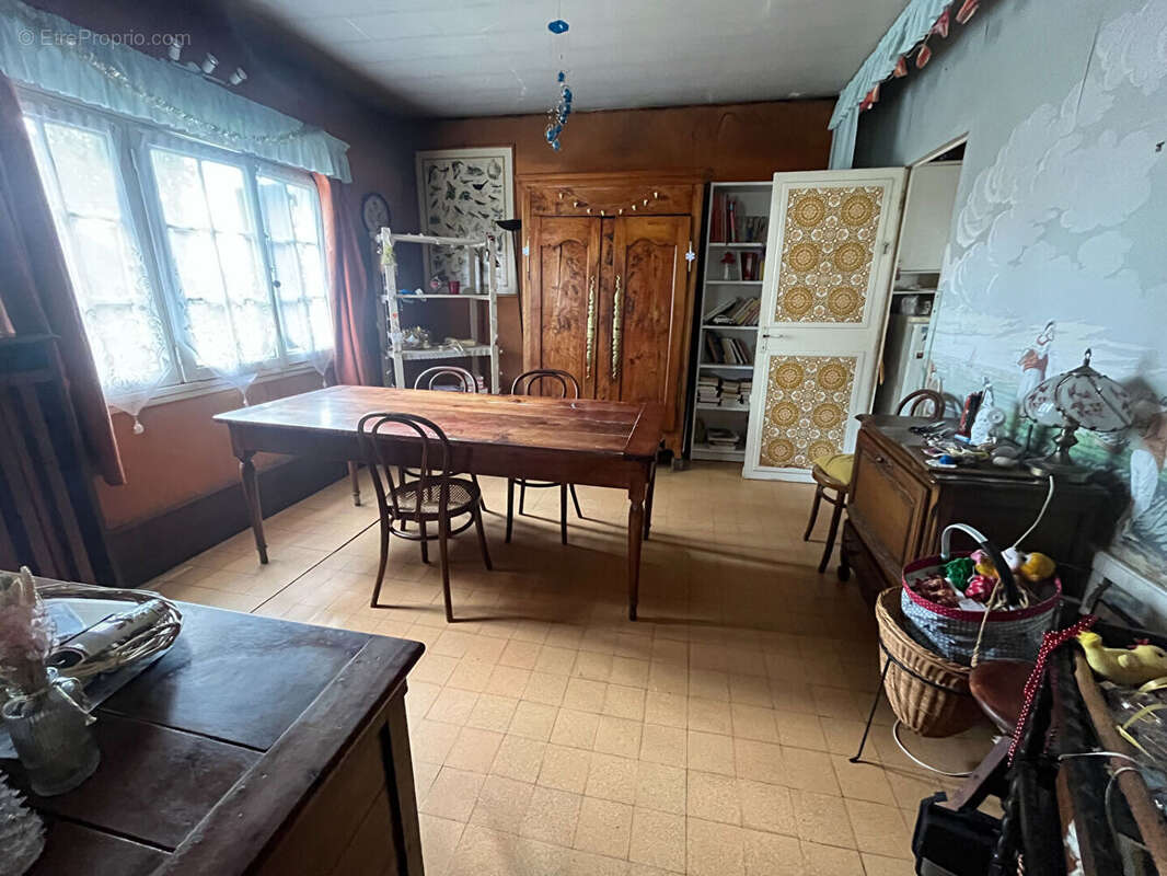 Maison à ROEZE-SUR-SARTHE