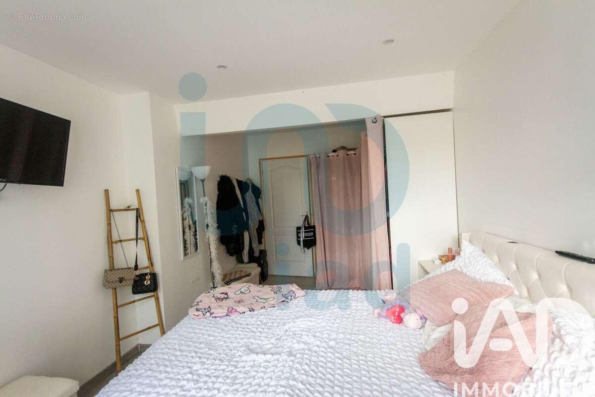 Photo 8 - Maison à ORNAISONS