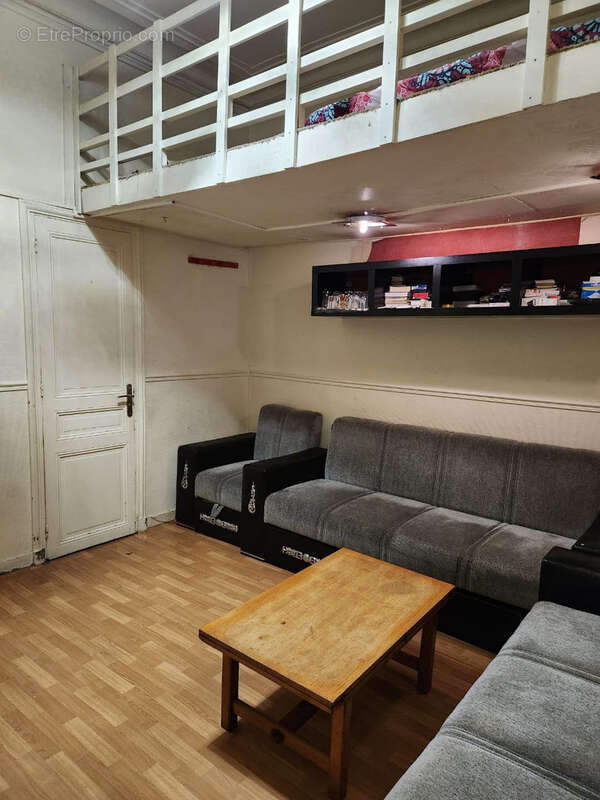 Appartement à PARIS-10E