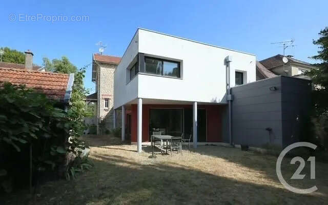 Maison 200 m² à Chalons-En-Champagne  - photo 2
