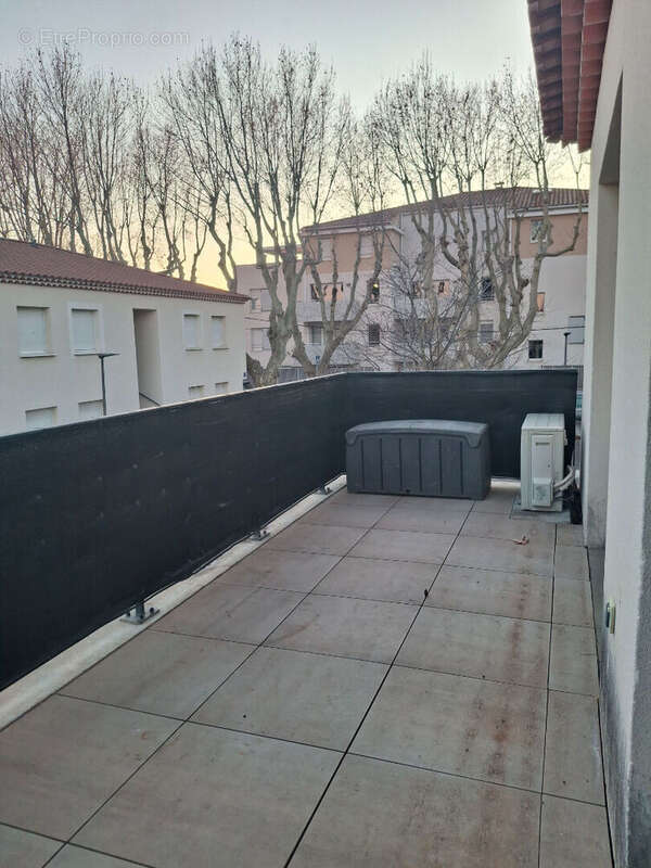 Appartement à PORT-DE-BOUC