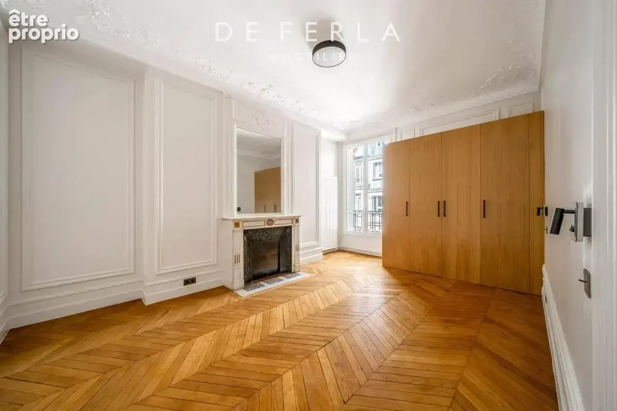 Sèvres / Duroc -  Haussmanien & Étage élevé - 5 chambres - photo 18