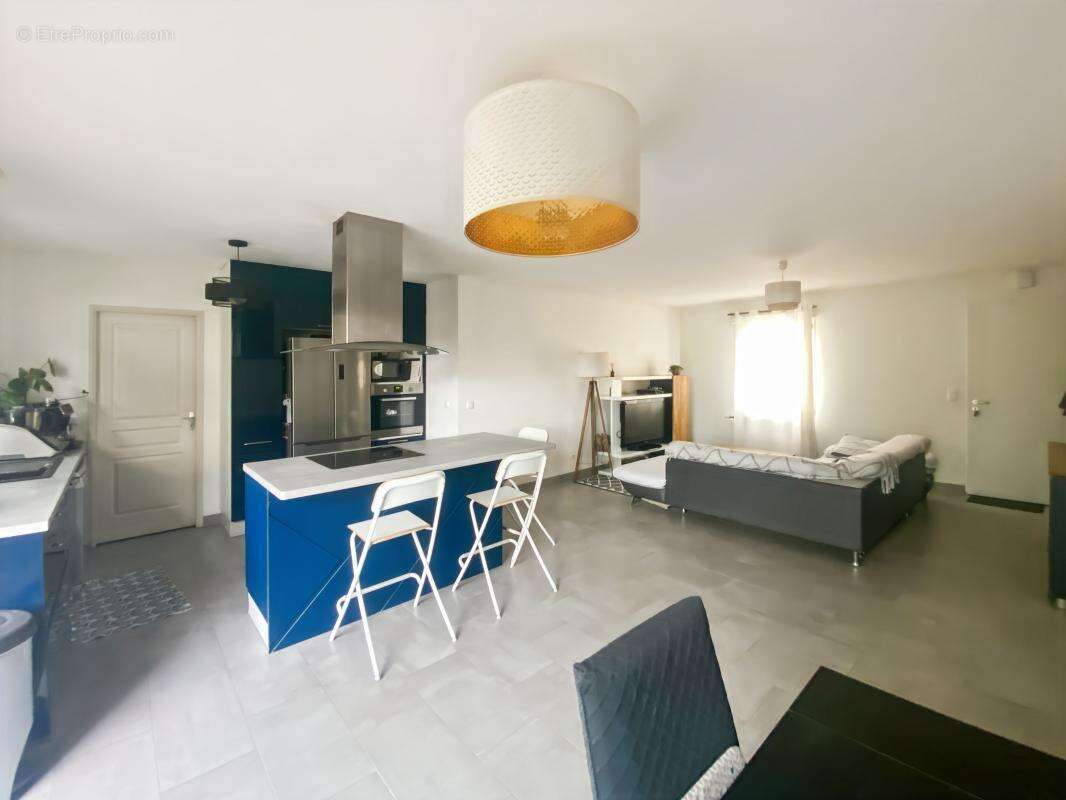 Maison à FLEURY-LES-AUBRAIS