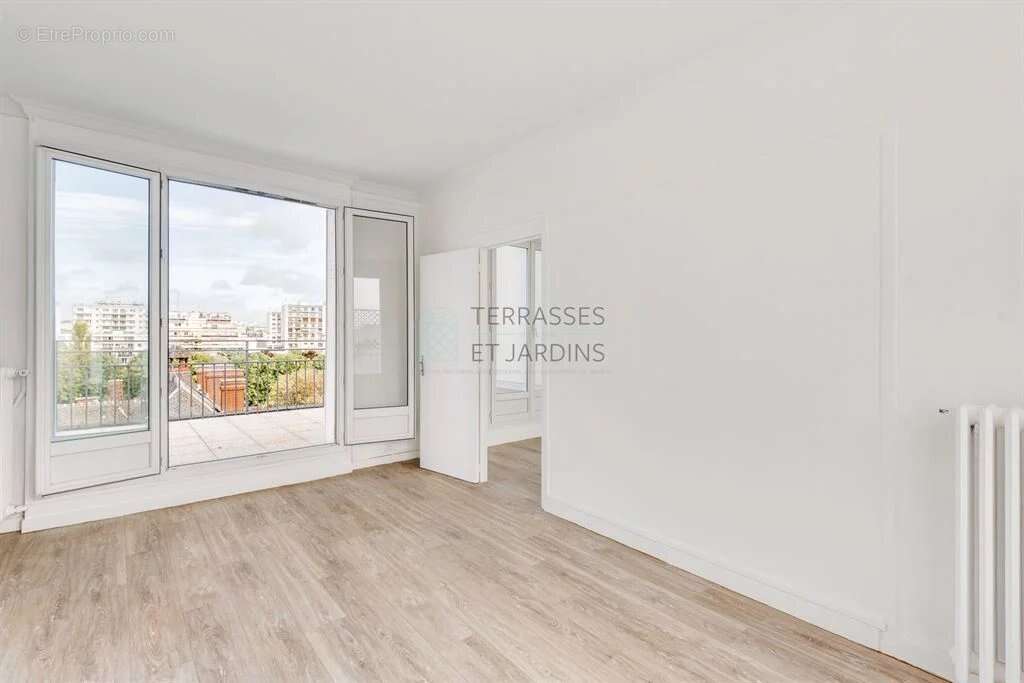 Appartement à PARIS-12E