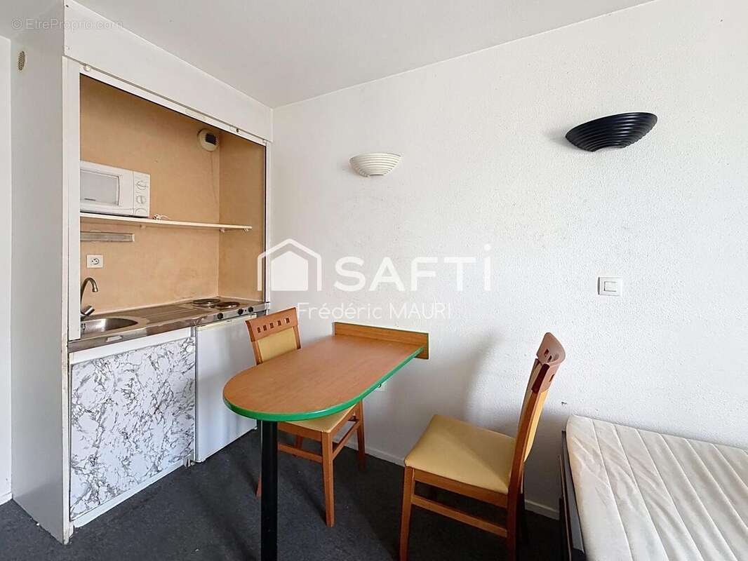 Photo 4 - Appartement à COURBEVOIE