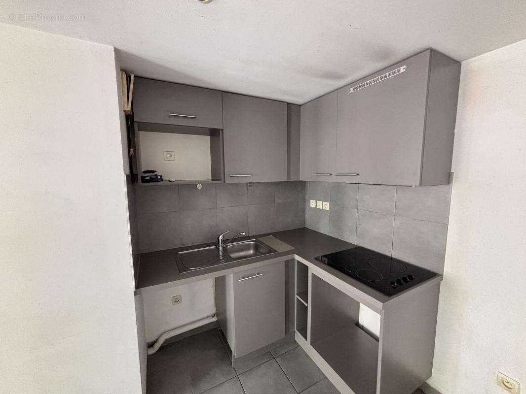 Appartement à MARSEILLE-2E