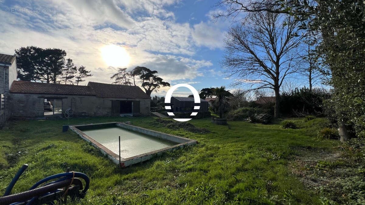 Maison à SAINT-MICHEL-CHEF-CHEF